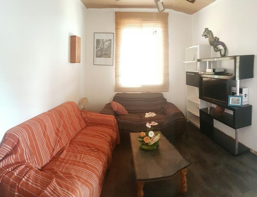 Kaz' D'O Apartment L'Etang-Sale Exterior photo